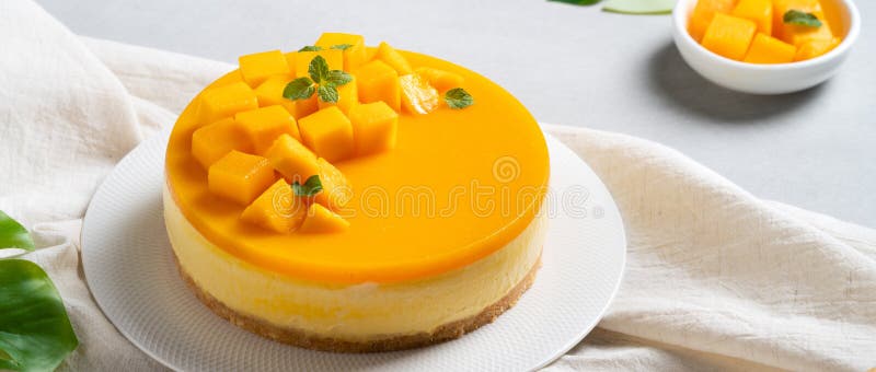 Delicious Glazed Mango No Baked Cheese Cake with Fresh Diced Mango Pulp ...