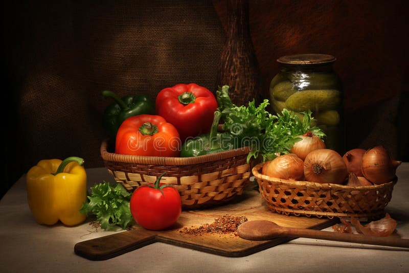 Delle verdure vita ancora immagine stock libera da diritti Delle verdure vita ancora immagine stock libera da diritti