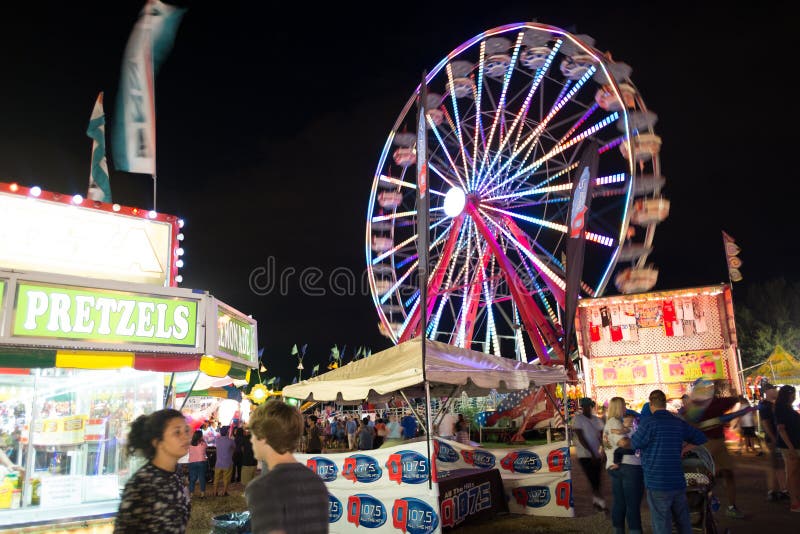 Delta Fair, Memphis, TN, Ferris Wheel At County Fair Editorial Image