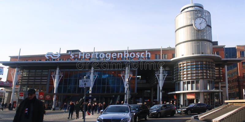 Den Bosch Nos Países Baixos 10122019 : Sinal Do Jumbo City Um Ramo Lateral  Do Grande Mercado De Mercearias Foto Editorial - Imagem de europeu,  colosso: 207845576