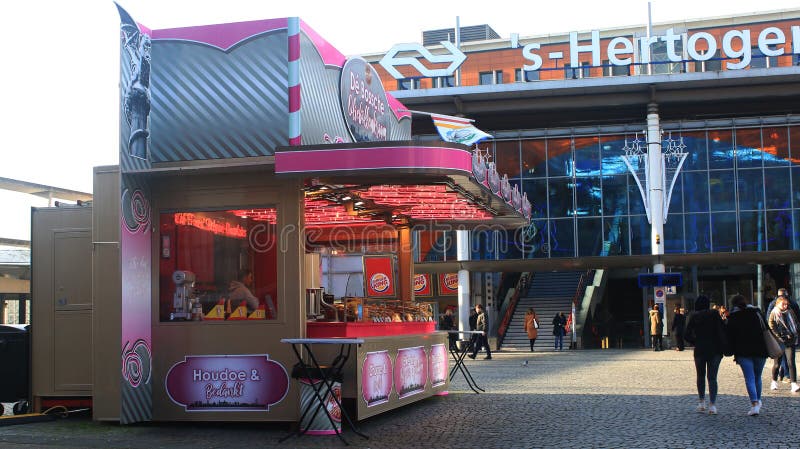 Den Bosch Nos Países Baixos 10122019 : Sinal Do Jumbo City Um Ramo Lateral  Do Grande Mercado De Mercearias Foto Editorial - Imagem de europeu,  colosso: 207845576