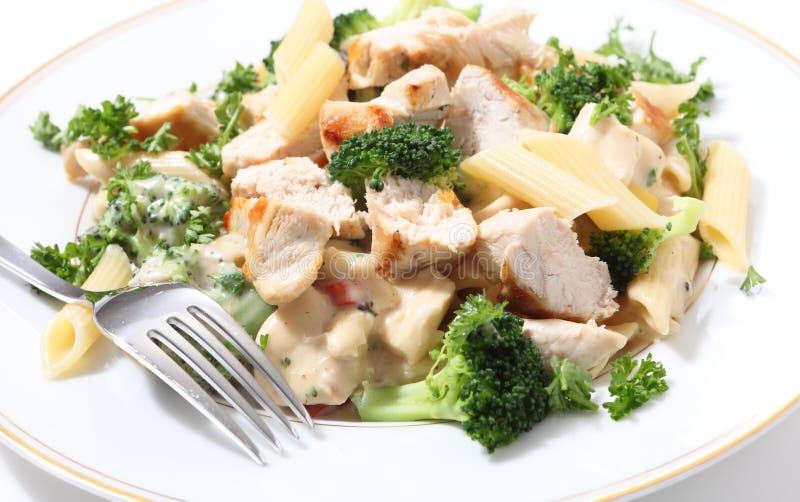 den fega gaffeln grillade pasta royaltyfri bild den fega gaffeln grillade pasta royaltyfri bild
