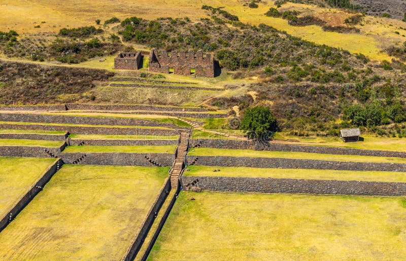 Den flyg- sikten av incaen fördärvar av Tipon, Cusco, Peru arkivfoto Den flyg- sikten av incaen fördärvar av Tipon, Cusco, Peru arkivfoto