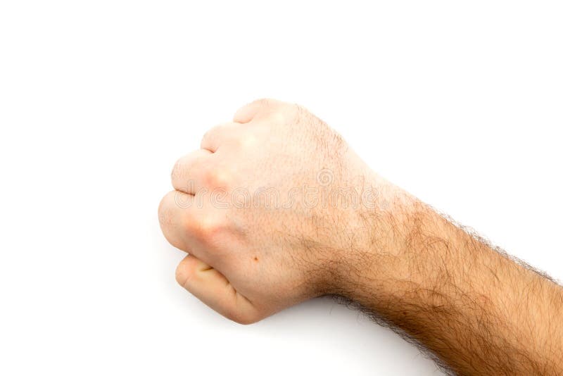 Den manliga håriga handen visar näven, som symboliserar fara, brottet, slag, kamp som isoleras på vit bakgrund fotografering för bildbyråer Den manliga håriga handen visar näven, som symboliserar fara, brottet, slag, kamp som isoleras på vit bakgrund fotografering för bildbyråer