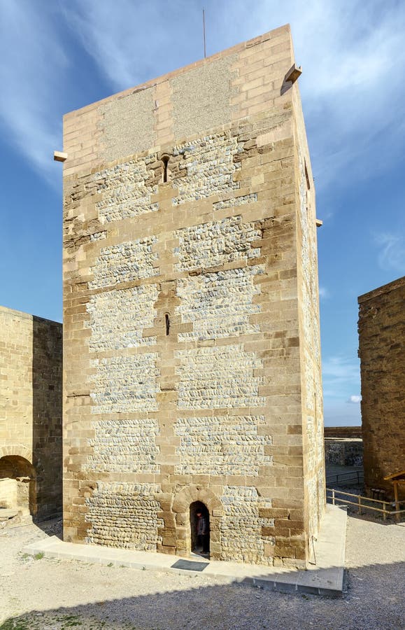 Den Templar slotten av Monzon Av det 10th århundradet Huesca Spanien för arabiskt ursprung arkivbilder Den Templar slotten av Monzon Av det 10th århundradet Huesca Spanien för arabiskt ursprung arkivbilder