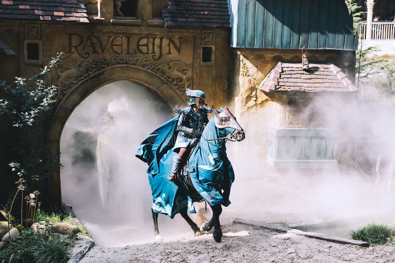 Den themed fantasin parkerar Efteling i Nederländerna royaltyfri foto Den themed fantasin parkerar Efteling i Nederländerna royaltyfri foto