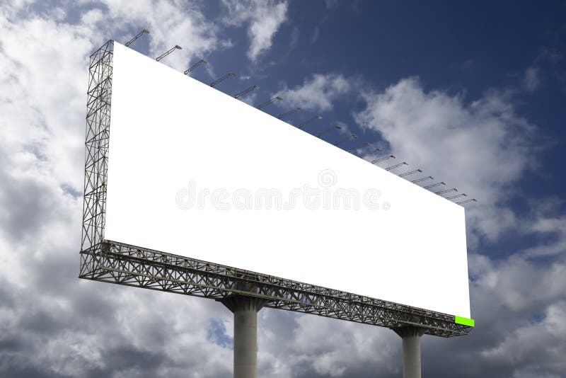 Den tomma stora affischtavlan mot bakgrund för blå himmel, för din advertizing, satte din egen text här, isolatvit ombord, den sn royaltyfri fotografi Den tomma stora affischtavlan mot bakgrund för blå himmel, för din advertizing, satte din egen text här, isolatvit ombord, den sn royaltyfri fotografi