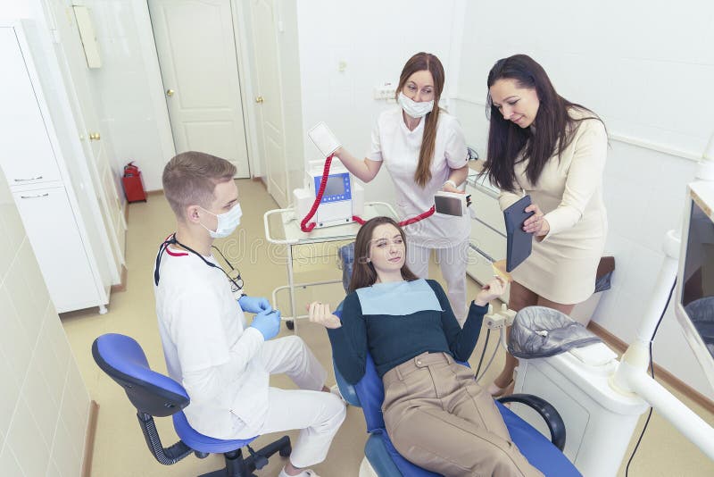 The Dentist S Appointment, Doctors Consider the Cost of Treatment and