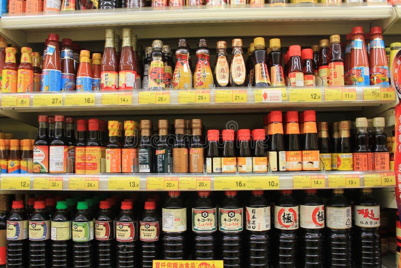 Destilado, bebida, supermercado, alcoólico, bebida alcoólica, licor, loja, mercearia, retalho, licor, produto, conveniência, suave foto de stock