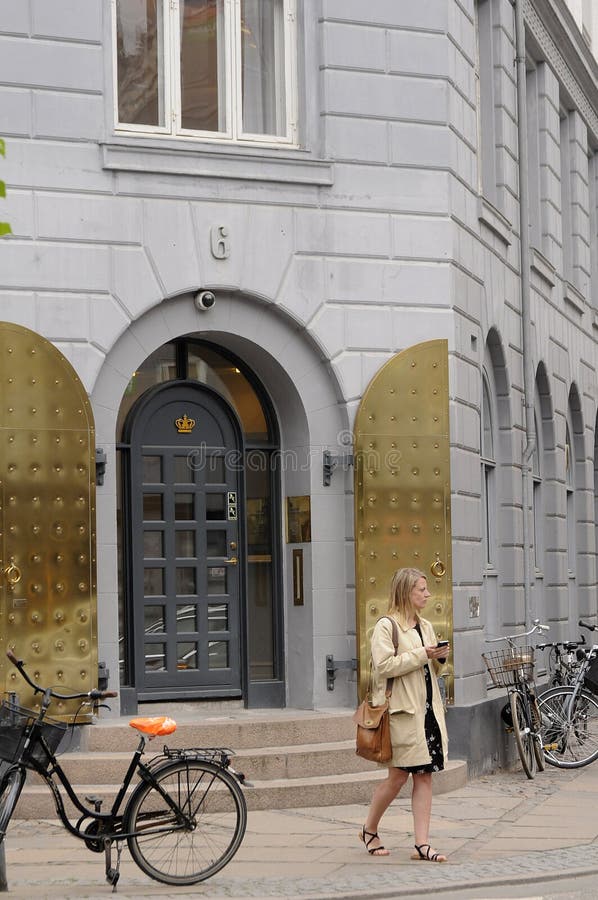 DEPARTEMENT FÖR HÄLSA OCH PENSIONÄRER arkivbild DEPARTEMENT FÖR HÄLSA OCH PENSIONÄRER arkivbild