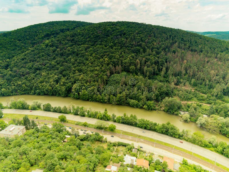 Der alte Steinbruch in Brno-Komin von oben stockbilder Der alte Steinbruch in Brno-Komin von oben stockbilder