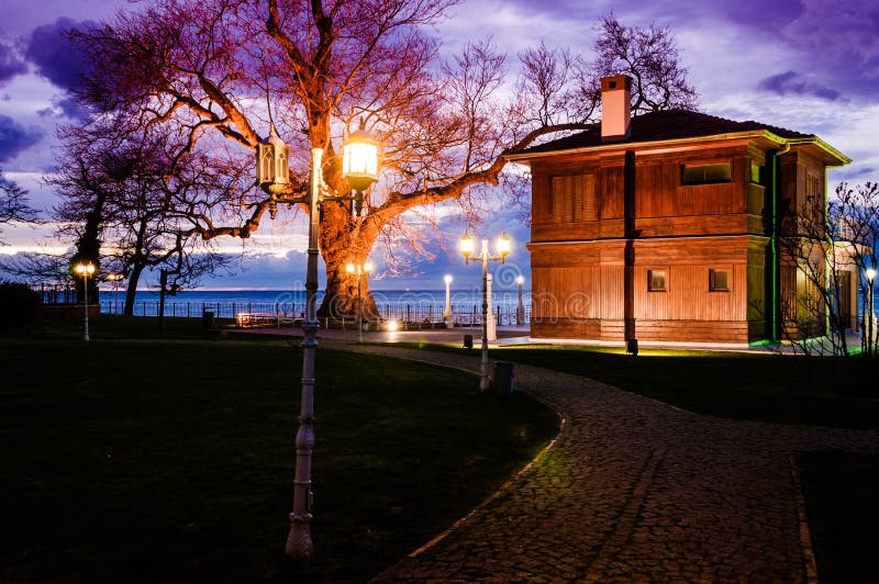 The Moving Kiosk symbolizes Ataturk's love to nature. The building was skidded for 4 meters 80 centimeters on rails by Ataturk's request in order to not to cut down the branches of the old oak tree next to it. That even inspired the name of Yalova city of country Turkey's less known historical landmark which is today open to the public for visit as a historic memorial. The Moving Kiosk symbolizes Ataturk's love to nature. The building was skidded for 4 meters 80 centimeters on rails by Ataturk's request in order to not to cut down the branches of the old oak tree next to it. That even inspired the name of Yalova city of country Turkey's less known historical landmark which is today open to the public for visit as a historic memorial.