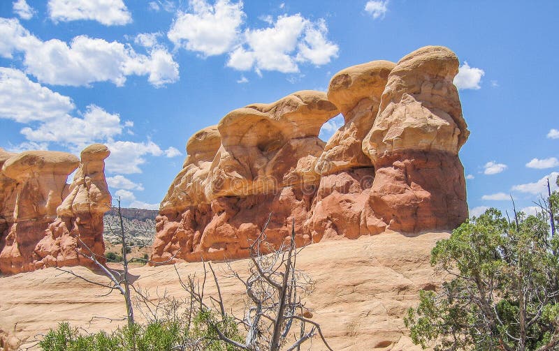 Der Garten-Sandsteinformationen des Teufels nahe Escalante, Utah lizenzfreie stockbilder Der Garten-Sandsteinformationen des Teufels nahe Escalante, Utah lizenzfreie stockbilder