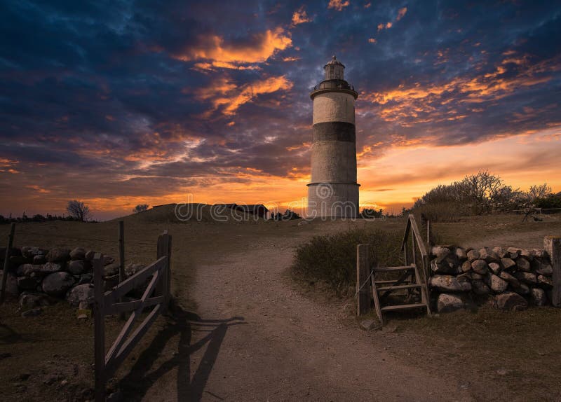 Der Leuchtturm morups tange wurde 1843 erbaut und liegt in einem Naturschutzgebiet an der schwedischen Westküste