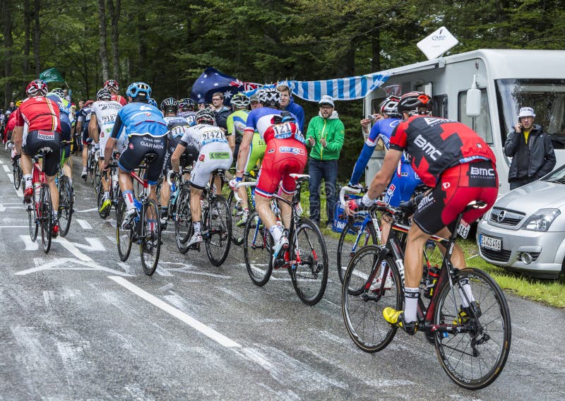 Der Peloton - Tour De France 2014 Redaktionelles Bild - Bild von