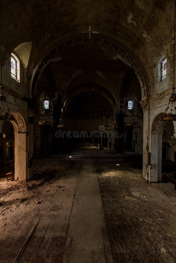 Derelict Sanctuary + Stached Glass Windows - Abandoned Monastery - Boston, Massachusetts royaltyfri bild