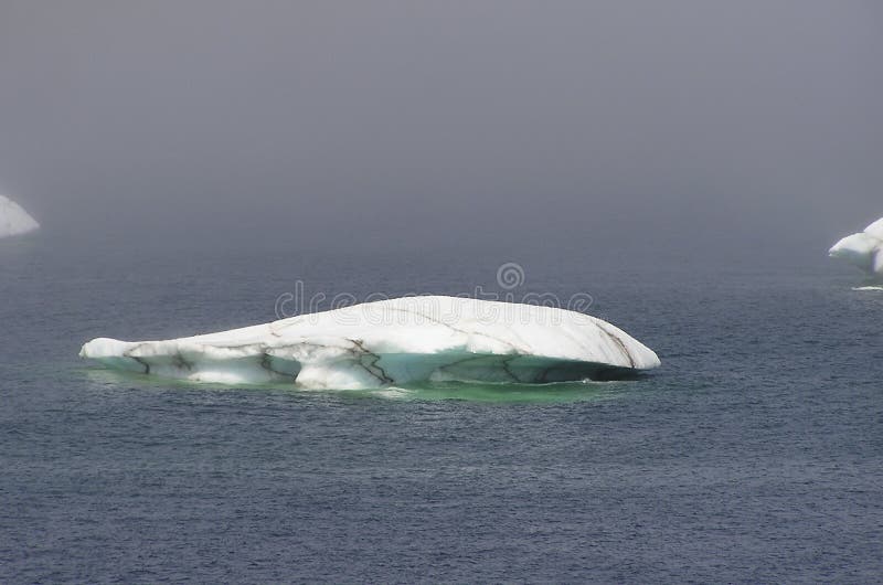 Derretimento do iceberg imagens de stock royalty free Derretimento do iceberg imagens de stock royalty free