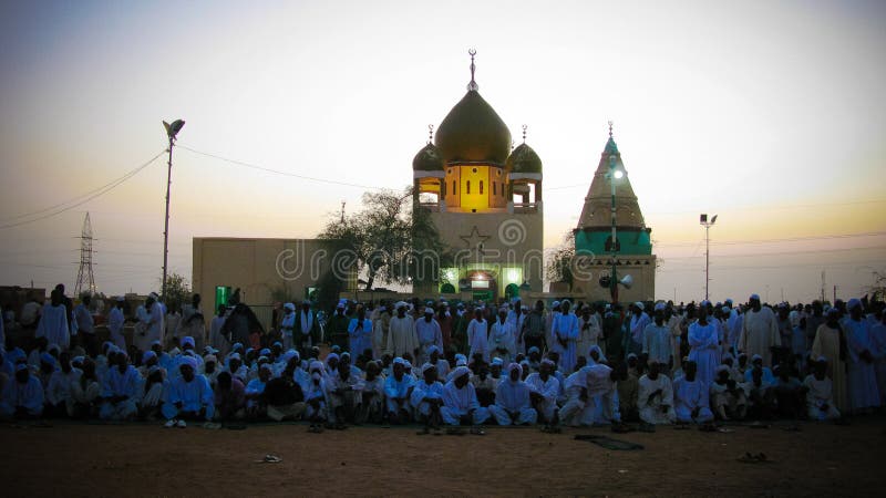 Dervischfestival på Alshikh Hamad Al Neel Cemetery, Omdurman, Sudan arkivfoton