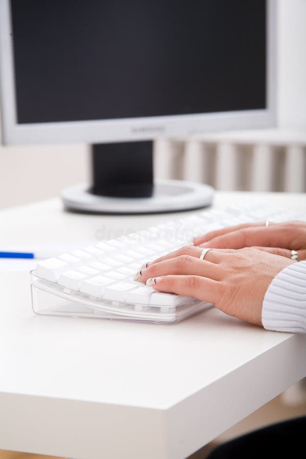 Desktop computer keyboard