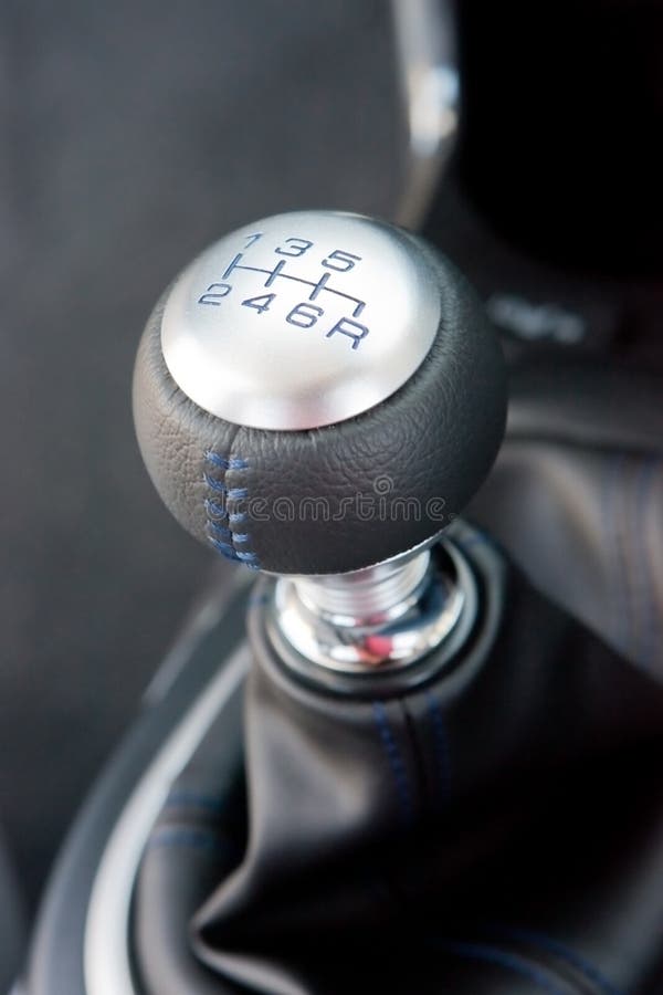 Foto de Shift Manual De Transmissão Da Alavanca Da Engrenagem Do Carro e  mais fotos de stock de Alavanca - iStock