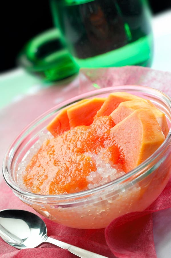 Dessert de papaye photo stock. Image du frais, dessert 25474742
