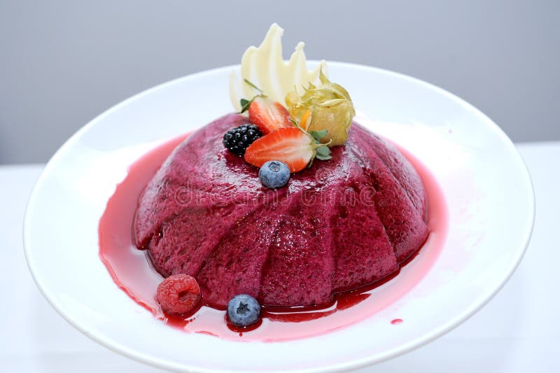 Dessert fresh fruit stock image. Image of leaf, gelatin 37776667