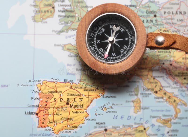 Destination Espagne, carte de voyage avec la boussole photo stock Destination Espagne, carte de voyage avec la boussole photo stock
