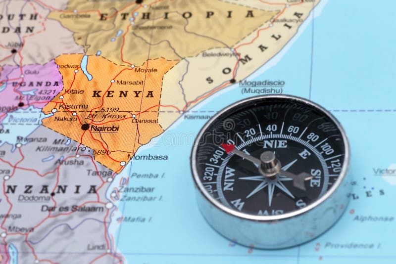 Destination Kenya, carte de voyage avec la boussole