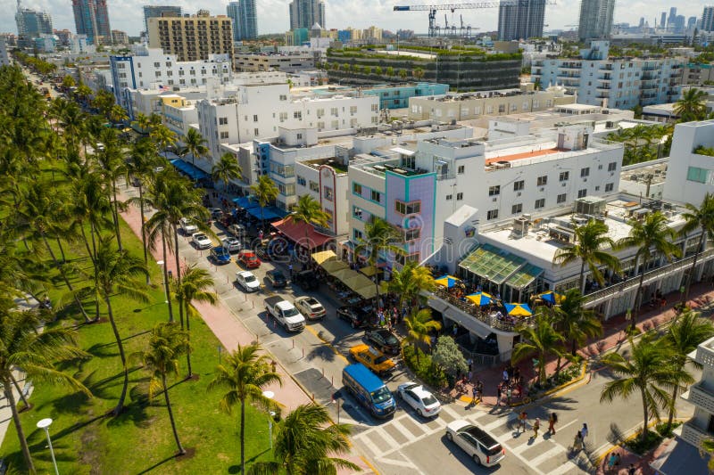 Destinazione di vacanze estive ammucchiata azionamento di riserva aereo dell'oceano di Miami Beach di immagine nel fine settimana fotografie stock libere da diritti