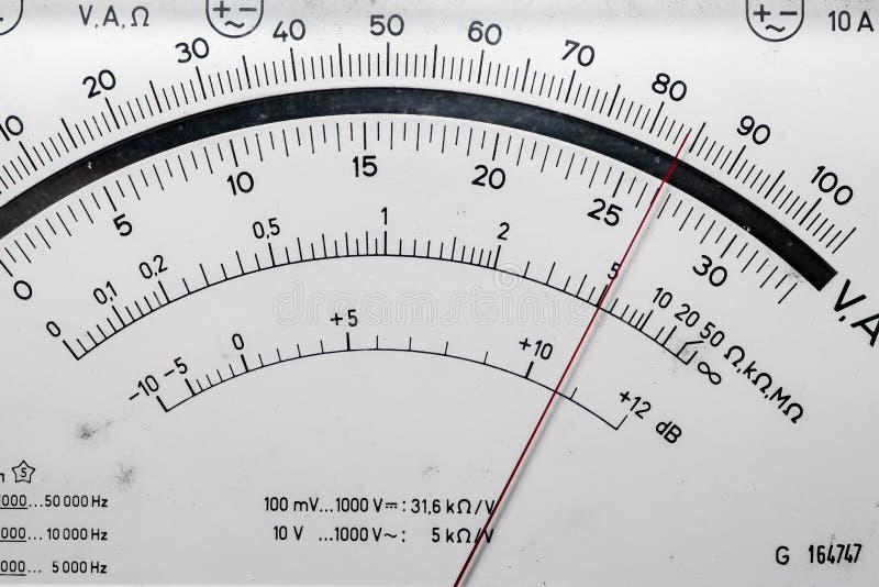 Anzeigeinstrumente - CN Instruments - Voltmeter analog - Robert