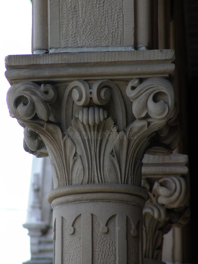 Detail Town Hall Columns