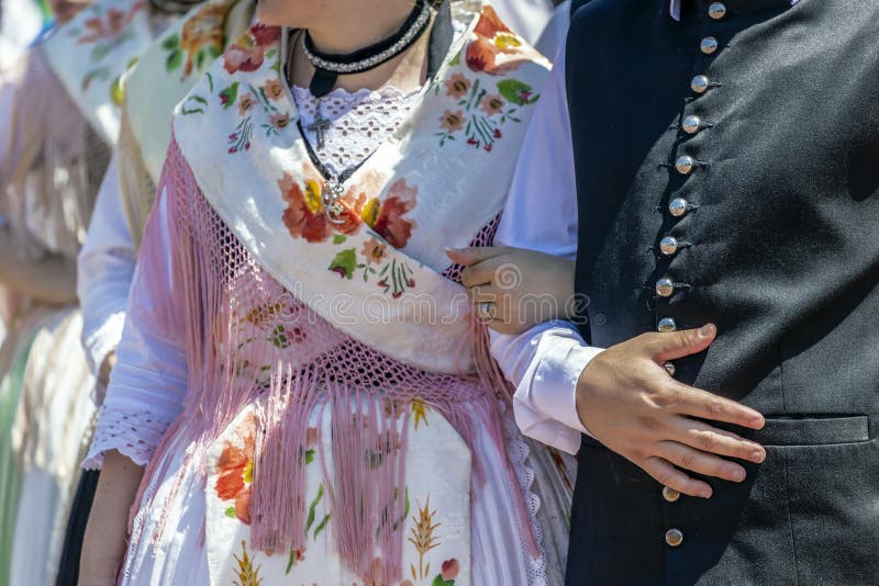 Traditional German Clothing For Men And Women