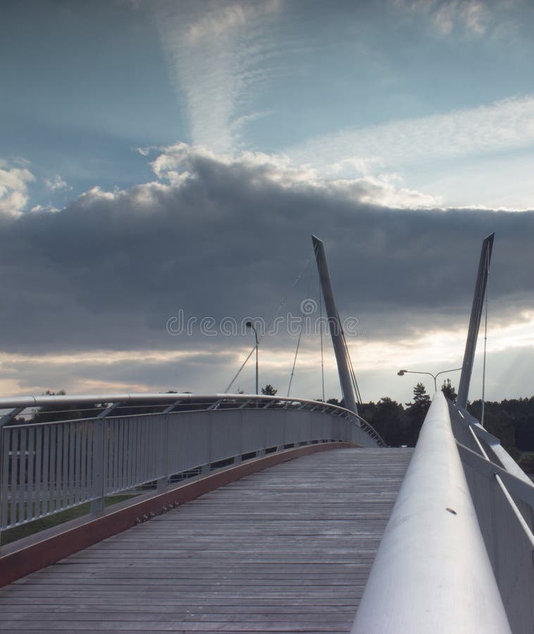 Detalhe da ponte no fulgor de por do sol fotografia de stock Detalhe da ponte no fulgor de por do sol fotografia de stock