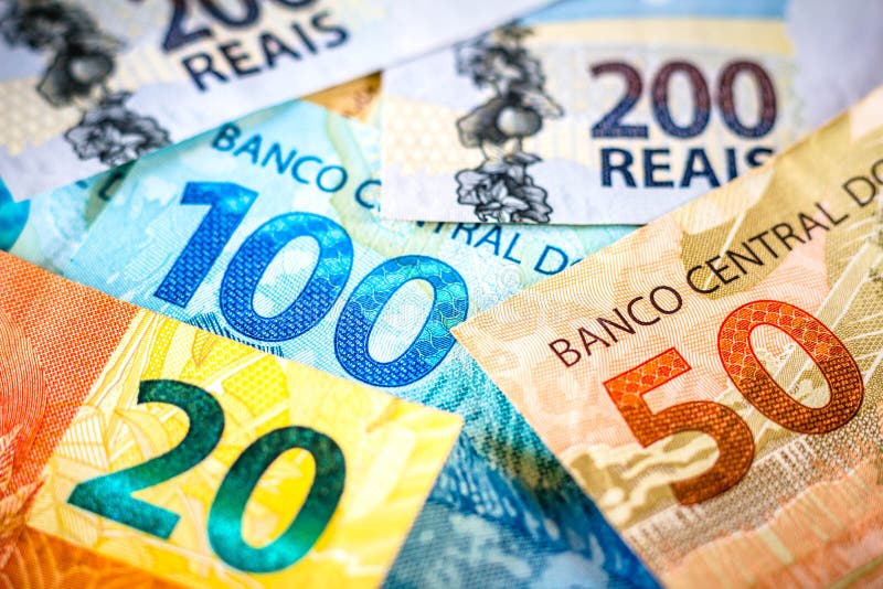 Detalhe Das Notas De 210 Reais. O Real é a Moeda Do Brasil. O Banco Central  Imagem de Stock - Imagem de moeda, financeiro: 219722321