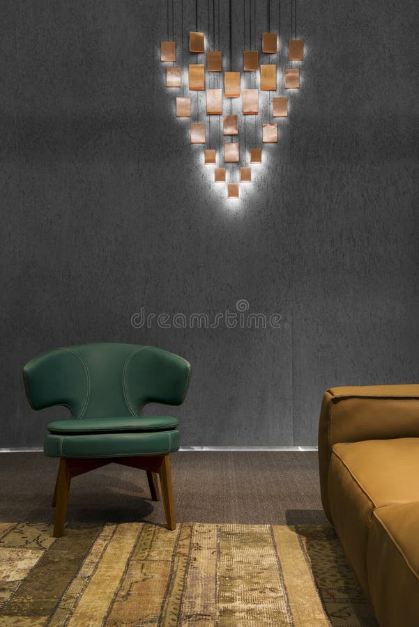 Detalhe de uma sala de visitas minimalistic moderna escura imagem de stock royalty free Detalhe de uma sala de visitas minimalistic moderna escura imagem de stock royalty free