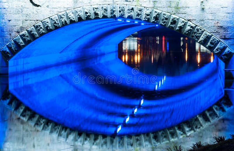 Detaliu luminos al podului stock photos