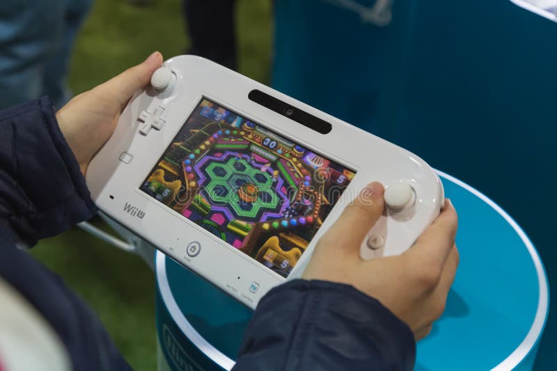 Detalj av Nintendo Wii på lekveckan 2014 i Milan, Italien fotografering för bildbyråer Detalj av Nintendo Wii på lekveckan 2014 i Milan, Italien fotografering för bildbyråer