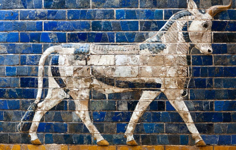 Detaljer av den Babylonian Ischtar toren arkivbild Detaljer av den Babylonian Ischtar toren arkivbild