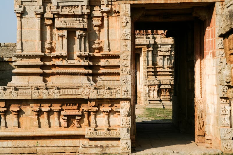 Detaljer av fördärvar templet i hampi royaltyfri foto Detaljer av fördärvar templet i hampi royaltyfri foto