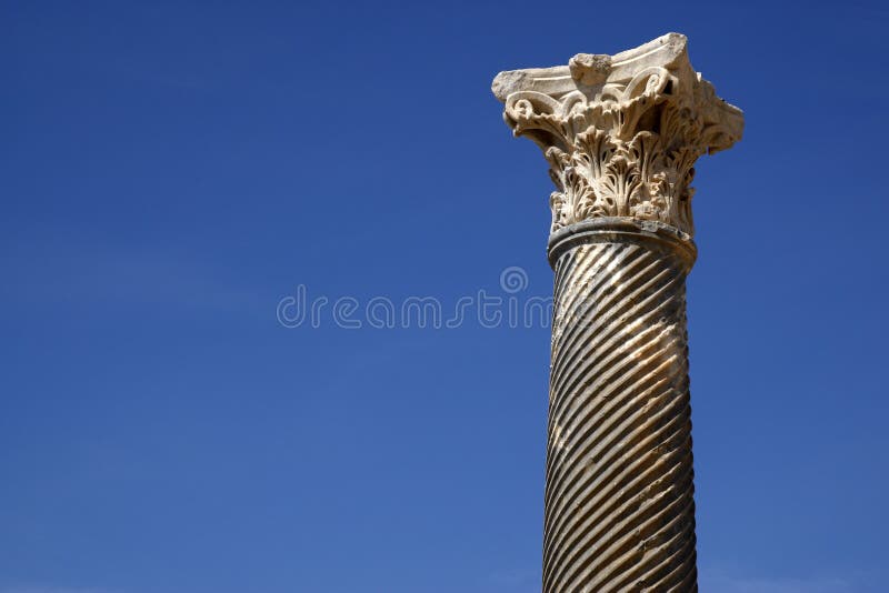 Detalle de una columna romana fotografía de archivo libre de regalías Detalle de una columna romana fotografía de archivo libre de regalías