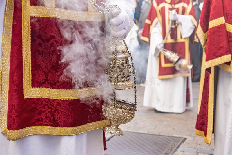 Semana Santa En Sevilla, Incienso Imagen de archivo - Imagen de turista,  humo: 67066389