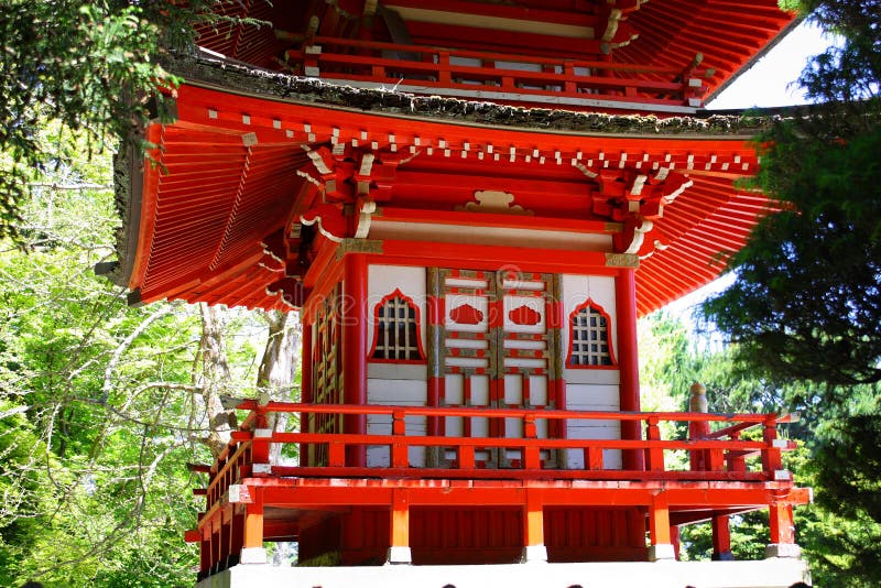 Detalles de la pagoda en el jardín de té japonés, Golden Gate Park, San Francisco fotografía de archivo Detalles de la pagoda en el jardín de té japonés, Golden Gate Park, San Francisco fotografía de archivo