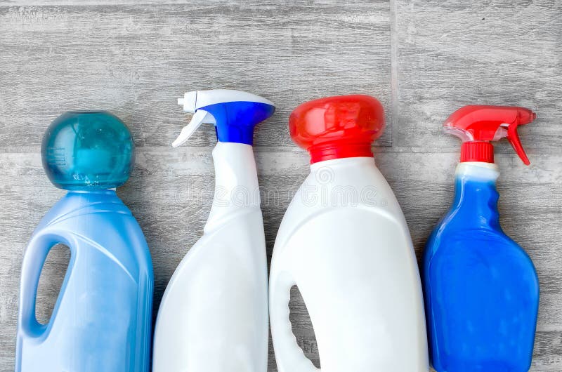 Detergenty, tkanin softeners i ciekła doser miarka dla myć, obrazy stock Detergenty, tkanin softeners i ciekła doser miarka dla myć, obrazy stock