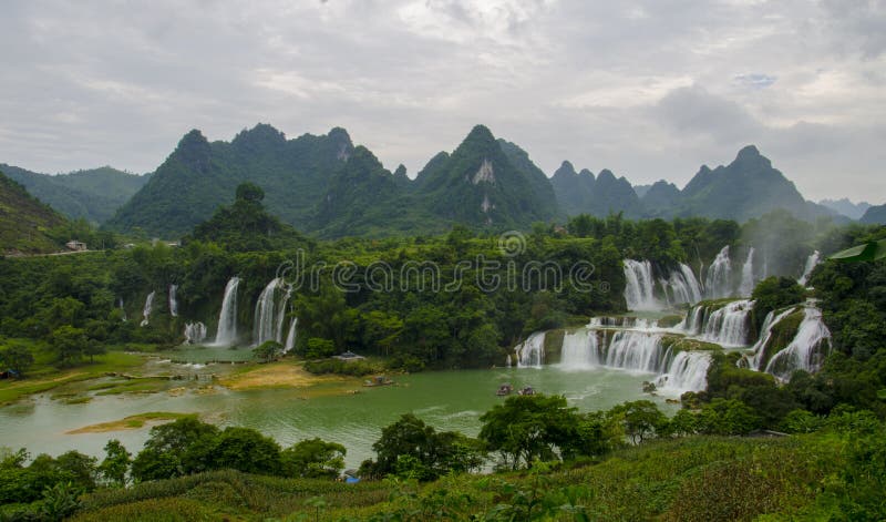 Detianwaterval stock afbeelding Detianwaterval stock afbeelding