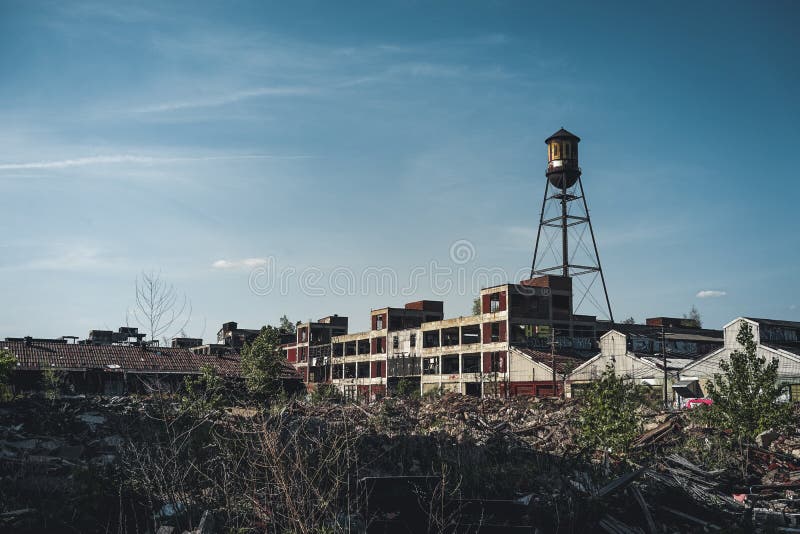 Detroit, Michigan, Vereinigte Staaten - Oktober 2018: Ansicht der verlassenen Automobilanlage Packard in Detroit Das Packard stockbilder Detroit, Michigan, Vereinigte Staaten - Oktober 2018: Ansicht der verlassenen Automobilanlage Packard in Detroit Das Packard stockbilder