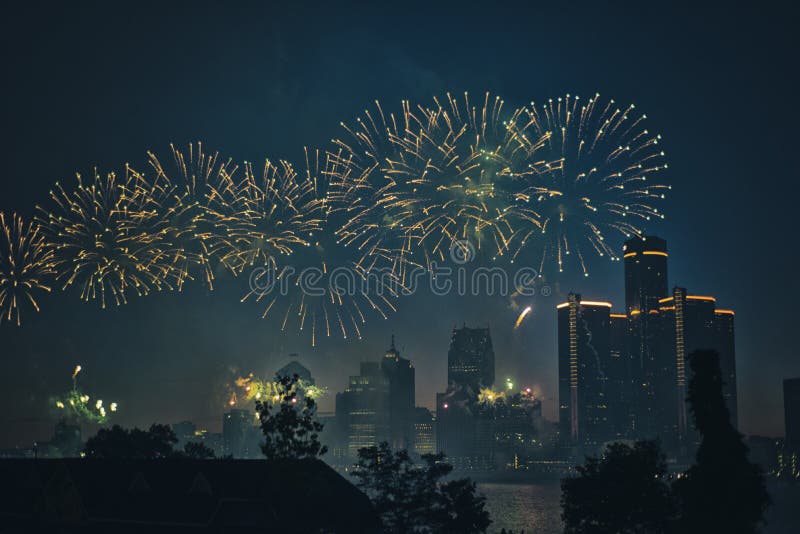 Detroit skyline fireworks