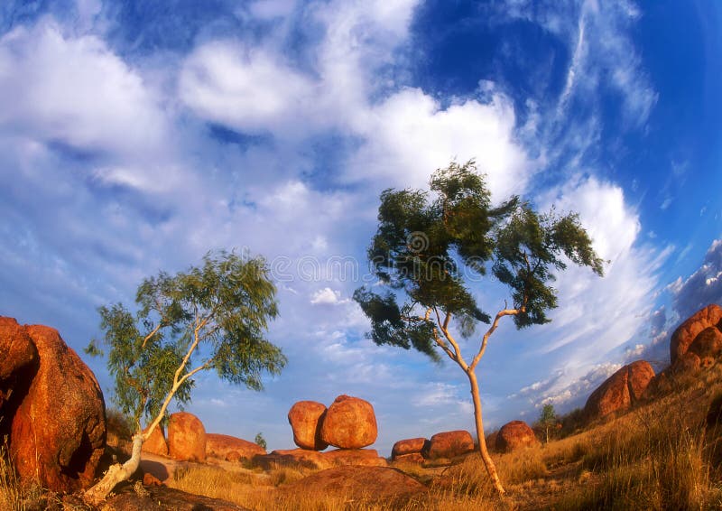 Devils Marbles Památková Rezervace se nachází jižně od Tennant Creek oblasti Severního Teritoria v Austrálii.