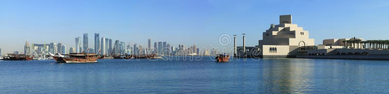 Dhows Doha muzeum linia horyzontu obrazy royalty free