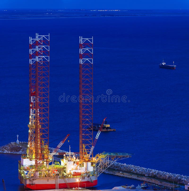 Di Jack impianto di perforazione su fotografia stock libera da diritti Di Jack impianto di perforazione su fotografia stock libera da diritti