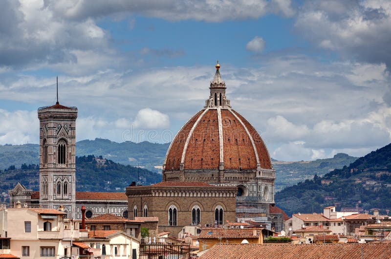 Di Santa Maria del Fiore Флоренс Firenze Тоскана Италия базилики Duomo стоковая фотография Di Santa Maria del Fiore Флоренс Firenze Тоскана Италия базилики Duomo стоковая фотография